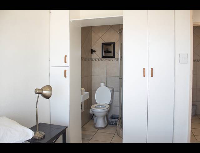 2 BEDROOM PENTHOUSE SOLD IN WESTCLIFF